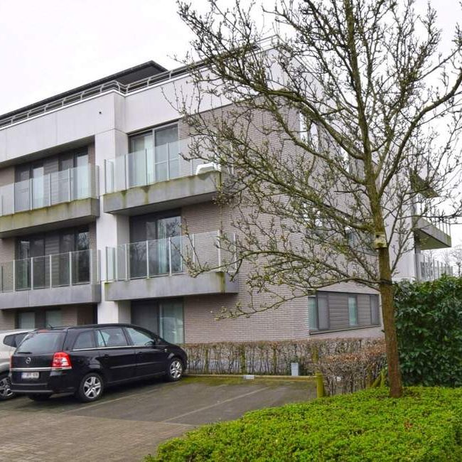 Appartement te huur in Rumbeke voor € 945 met 2 slaapkamers - Foto 1