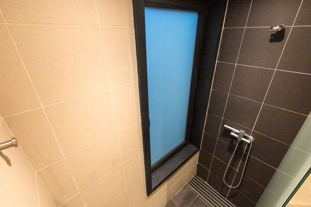 Dúplex de alquiler en Carretera de Fuencarral, Zona Industrial - Photo 1