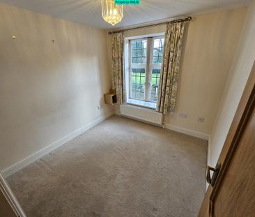 4 bedroom semi-detached house to rent - Photo 5