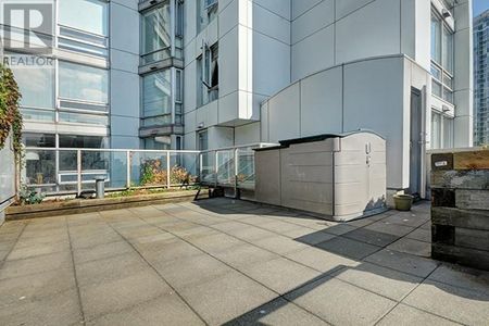 THC 1203 MARINASIDE CRESCENT, Vancouver, British Columbia - Photo 4