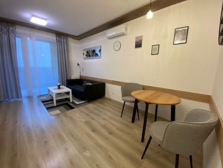 Corvin Sétány - Fotó 4