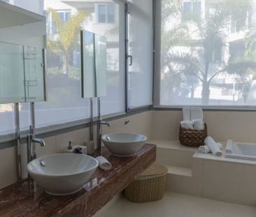 2 bedroom luxury Semidetached House for rent in Sierra Blanca, Marb... - Photo 2