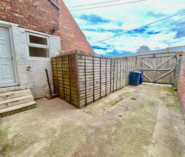 Victoria Road East, Hebburn - Photo 3
