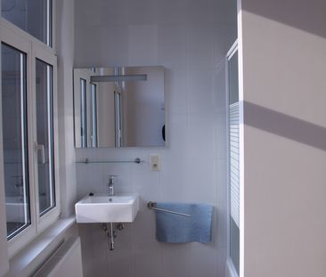 APPARTEMENT MET TERRAS - Photo 3