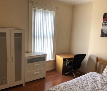 Room 3 22 Cliftonville Avenue, Belfast, BT14 6BX - Photo 1