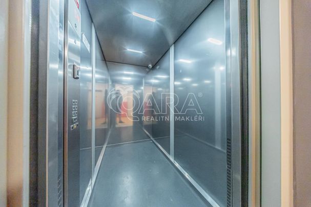 Pronájem bytu 2+kk 39 m², Holandská , Kladno - Фото 1