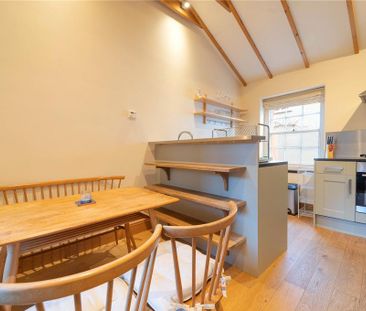 1 bedroom maisonette to rent - Photo 2