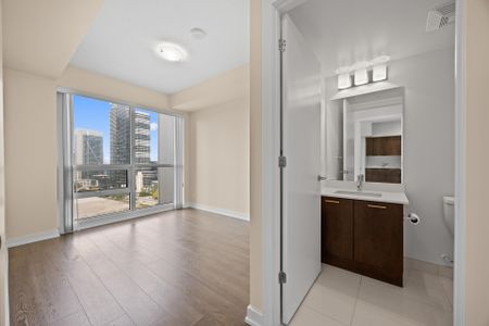 For Lease - 2220 Lakeshore Boulevard Unit# 2004, Toronto, Ontario - Photo 2