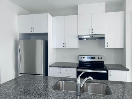 For Lease - 26 Valleybrook Road Unit# Upper, Barrie, Ontario - Photo 4