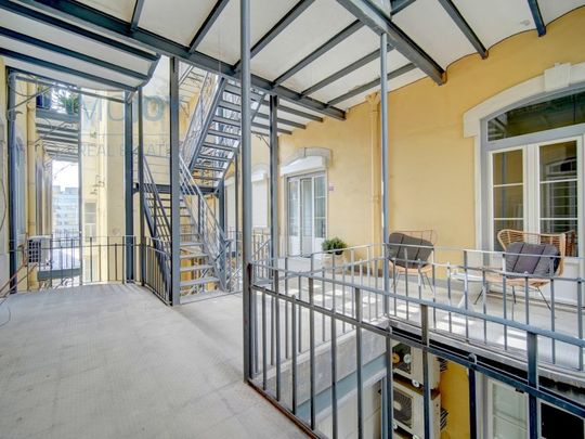 Apartamento T5 em Lisboa - Photo 1