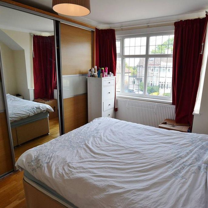 3 bedroom semi-detached house to rent - Photo 1