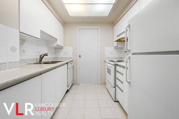 Condo in Richmond, BC - Photo 1