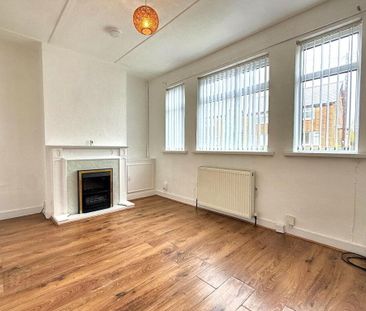 194 Joanmount Gardens, Belfast, BT14 6PA - Photo 1