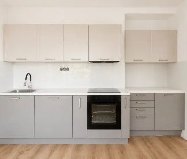 Pronájem kompletně zrekonstruovaného bytu 3+1, cca 73 m - Фото 1