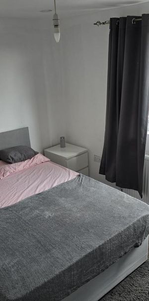 1 bedroom semi-detached house to rent - Photo 1