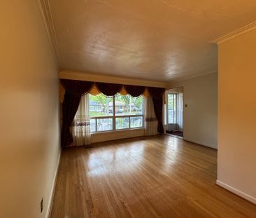 For Lease - 70 Marbury Crescent, Toronto, Ontario - Photo 2