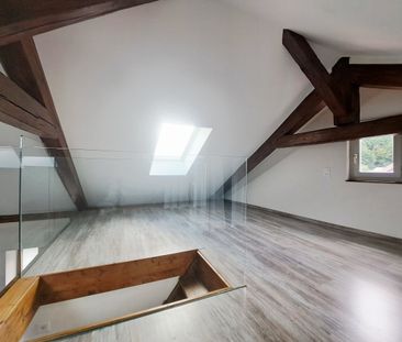 RUE BASSE 38, Appartement de 2.5 pièces avec vaste mezzanine - Photo 3