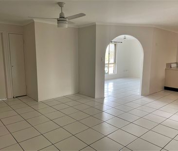 Lovely Family Home - Photo 4