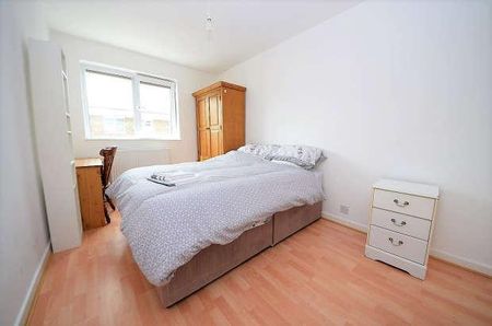 Tyler House, Sidney Road, Stockwell, SW9 - Photo 5