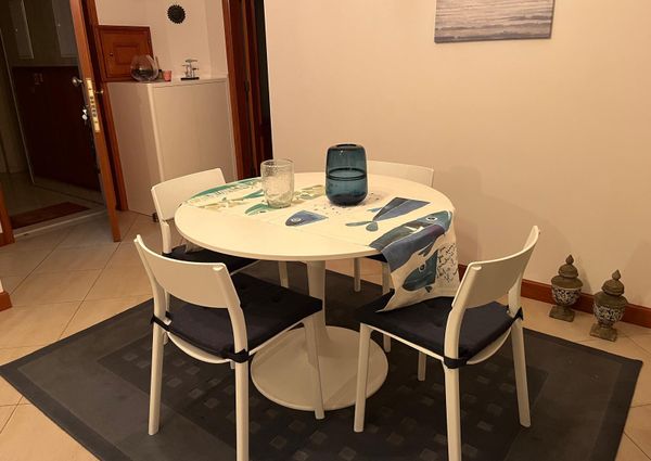 T2 na 1º linha da Praia da Barra com terraço vista mar!