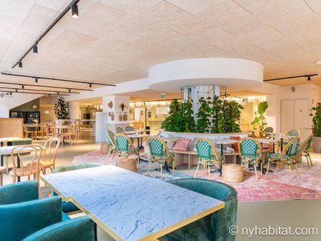 Logement à Paris, Location meublée - Photo 3