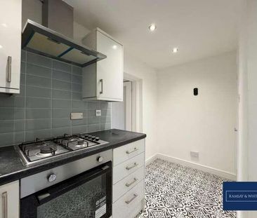 Duffryn Cottages, Ferndale, Rhondda, CF43 - Photo 4