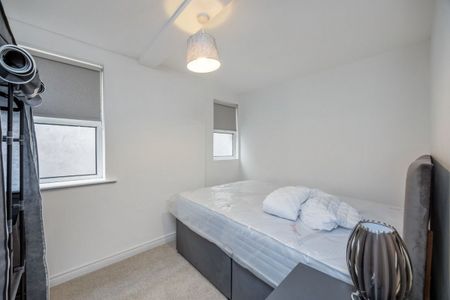 Apt 3, 27 Camden Street, Belfast BT9 6AT - Photo 3