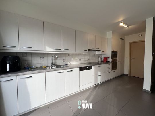 Gezellige woning met 4 slaapkamers nabij centrum Aalst - Photo 1