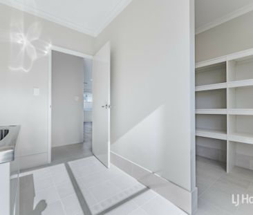 Contemporary Coastal Living at Its Finest - Photo 5