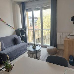 Location Appartement 1 pièce 18m² LYON 7ème - Photo 2