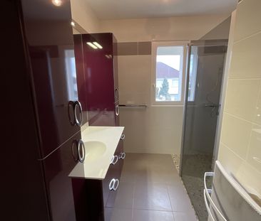 Location Maison 5 pièces 96m² ST DOULCHARD 18230 - Photo 4