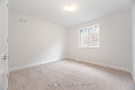 For Lease - 104 Harwood Avenue, Woodstock, Ontario - Photo 4