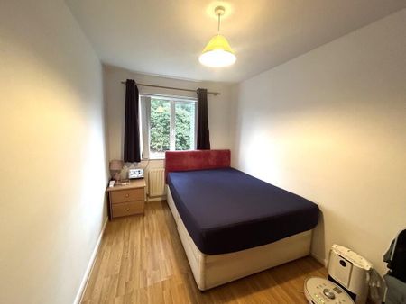 Apt 1, 35 Parkgate Avenue, BT4, Belfast - Photo 3