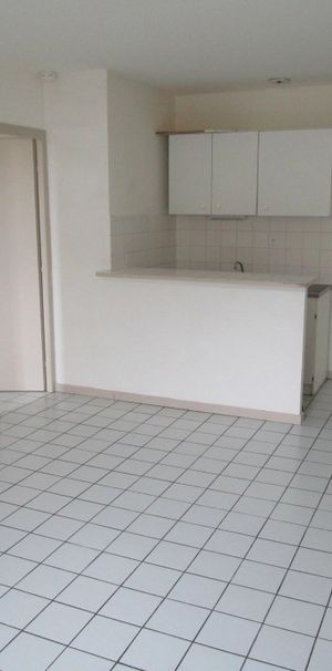 Location Appartement 2 pièces 36m² BOURG LES VALENCE 26500 - Photo 1