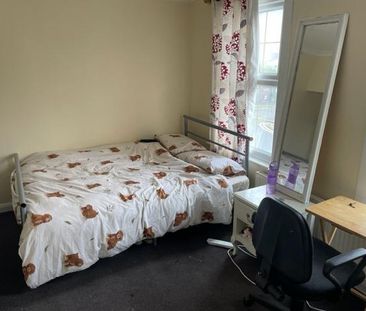 1 bedroom terraced house to rent - Photo 2