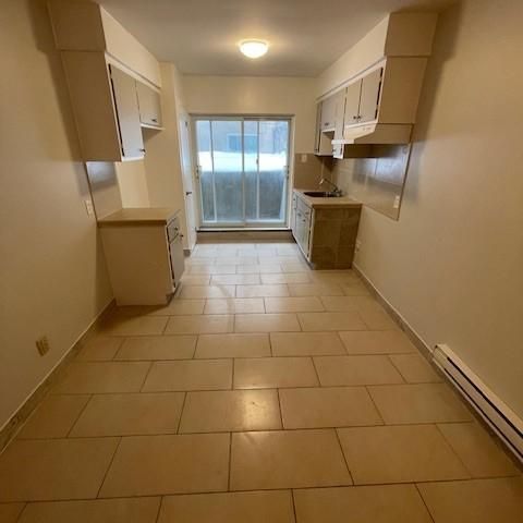 2 1/2 a louer propre et tranquille - Photo 1