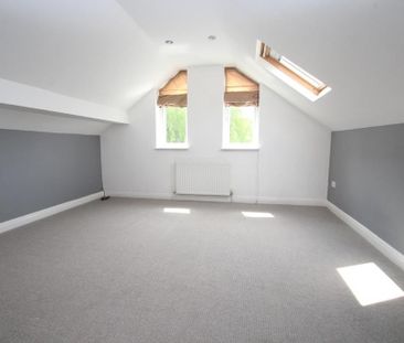 4 bedroom bungalow to rent - Photo 2
