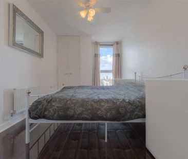 Woods House, Grosvenor Waterside, Chelsea, SW1W 8DF - Photo 1