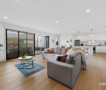 Effortless Family Luxury in a Lifestyle Location - Photo 3