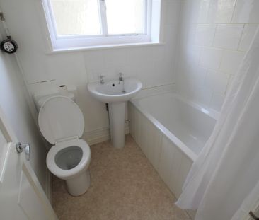 1 bed flat to rent in The Mount, St. Leonards-on-sea - Photo 4