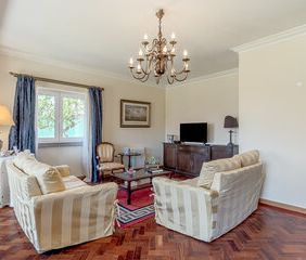 House Isolated in the center 8 bedrooms Parede Cascais - garden, sw... - Photo 5