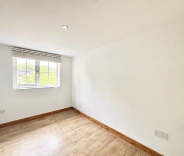 London Road, Purbrook - Photo 4