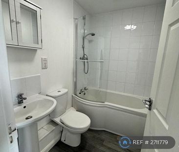 4 bedroom terraced house to rent - Photo 1