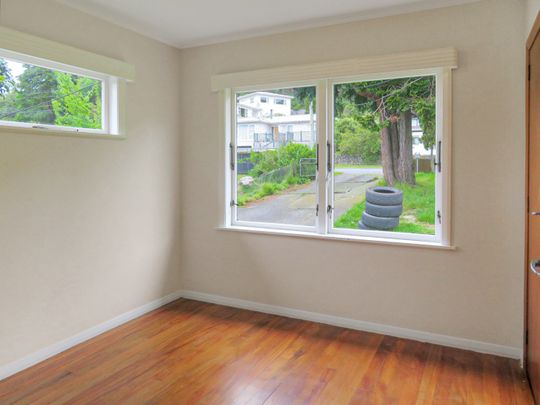 3-BED FAMILY HOME! - Photo 1