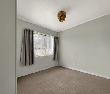 MANUREWA 3 bedroom house - Photo 6