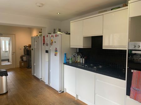 Queens Avenue, Watford - Photo 5