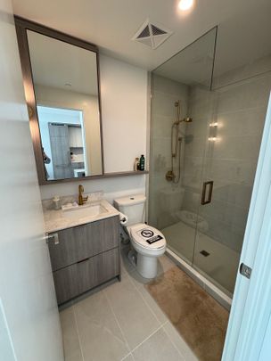 For Lease - 6 Greenbriar Road Unit# 304, Toronto, Ontario - Photo 1