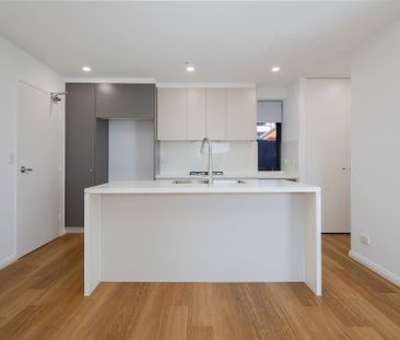 Stylish Urban Apartment in Adamstown - Photo 3