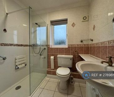 3 bedroom bungalow to rent - Photo 1