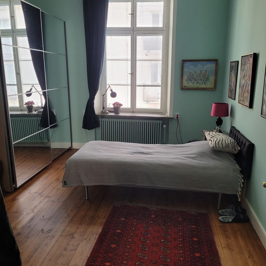 Karlavägen, Stockholm - Photo 1